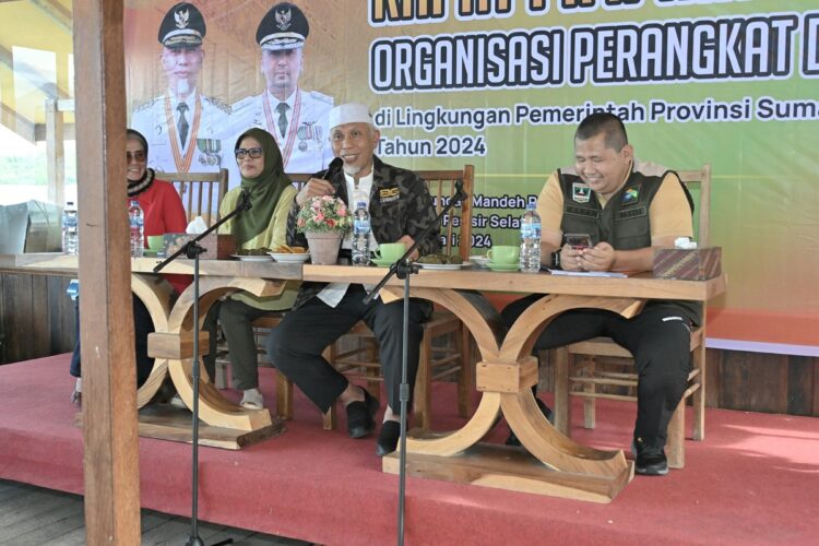 Pemprov Sumbar Perbaiki Jalan Menuju Dermaga Tpi Carocok Tarusan