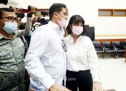 Vanessa Angel dan Bibi Ardiansyah Rutin Bersedekah 