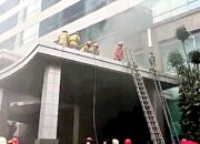 Gedung Cyber 1 Terbakar, Kemenkominfo: Proses Registrasi IMEI Terganggu