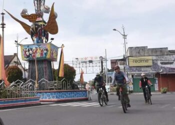 Potensi Wisata Berkembang Sesuai Visi dan Misi, Bersepeda Kililingi Objek Wisata Pa­riaman, Perkenalkan Kepada Tamu yang Datang