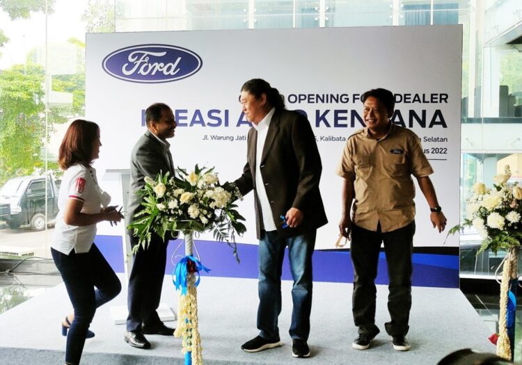 PERESMIAN-Peresmian dealer Ford AK di Jakarta, pengguna setia Ford bisa melakukan service kendaraan juga di sini.