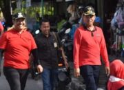 Pasangan Walikota Pa­riaman Peduli Dengan Olahraga, Laksanakan Gerak Jalan Santai dan Senam Sehat Bersama Masyarakat