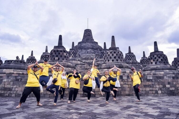 Candi Borobudur (wisatajogjatrip.com)