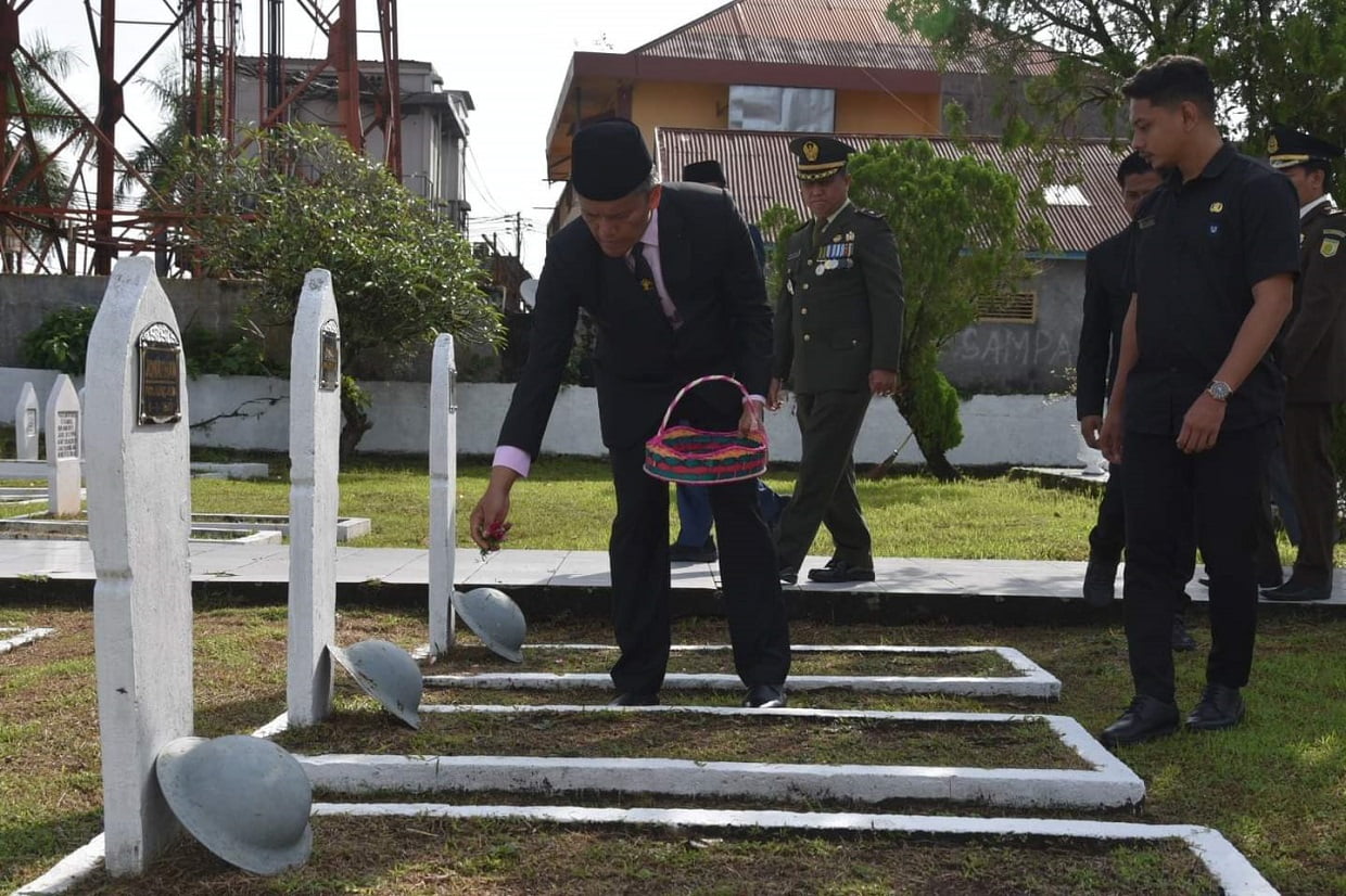 Peringati Hari Pahlawan Tahun 2023, ”ASN Banggalah Bila Mampu Membantu ...