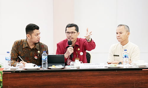 Ikuti Uji Publik Kip Sekretaris Dprd Sumbar Presentasikan Berbagai