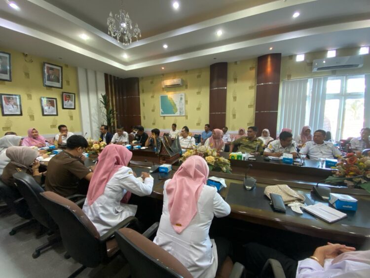 Rapat evaluasi pengelolaan pupuk bersubdi , Kabupaten Pesisir Selatan tahun 2023