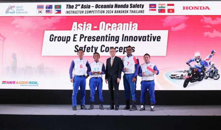 JUARA-Para instruktur binaan PT Astra Honda Motor berhasil meraih juara pada kompetisi The 2nd Asia-Oceania Honda Safety Instructor Competition.