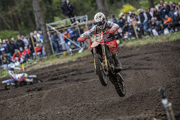 CROSSER MUDA— Crosser muda binaan PT Astra Honda Motor, Delvintor Alfarizi saat berlaga di MX2 World Championship, Galicia, Spanyol pekan yang lalu.