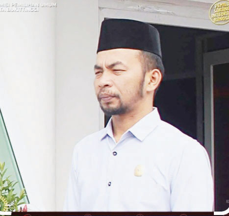 Rifa Yanas
Komisioner KPU Bukittinggi