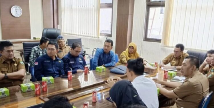 PEMBAHASAn— Perwakilan Medco Geothermal Sumatera bersama Pemda Pasaman melakukan rapat evaluasi gabungan antara pihak Kementerian ESDM, PT Medco Geothermal Sumatera dan Pemerintah Kabupaten Pasaman, di ruang Sekdakab Pasaman.