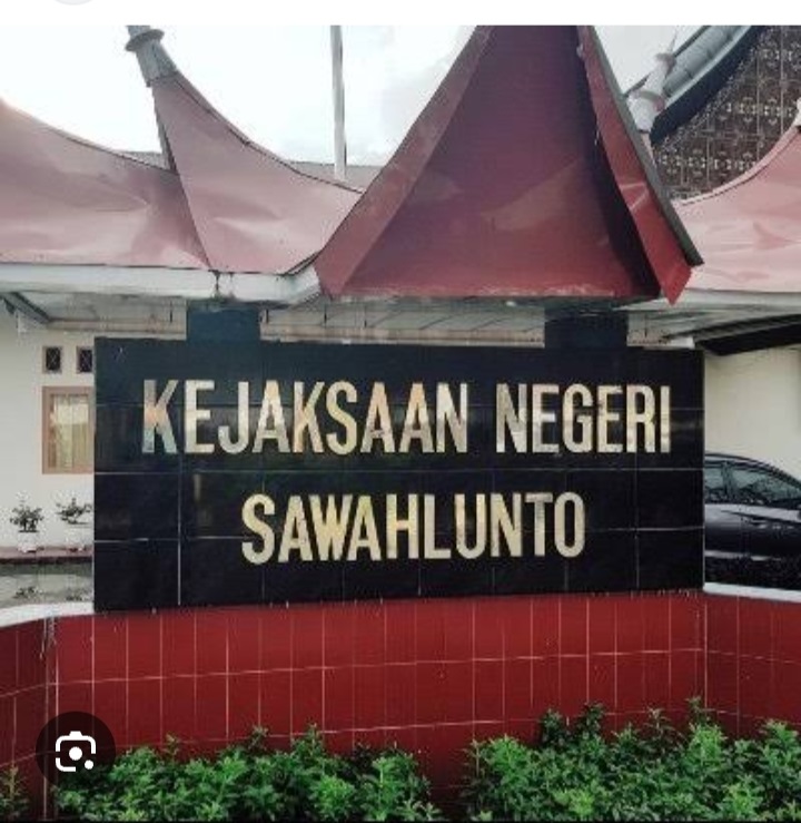 TANGANI—Kejaksaan Negeri (Kejari) Sawahlunto saat ini sedang menangani  dua kasus dugaan korupsi.