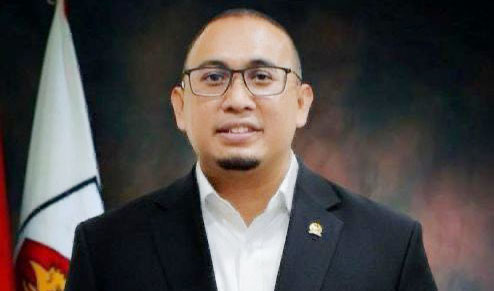 Ketua DPD Partai Gerakan Indonesia Raya (Gerindra) Sumbar H Andre Rosiade