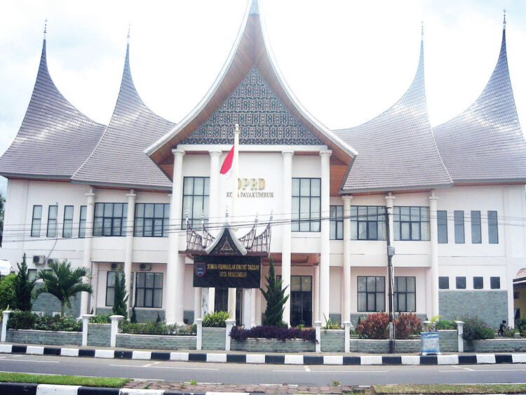 ILUSTRASI— Gedung DPRD Kota Payakumbuh