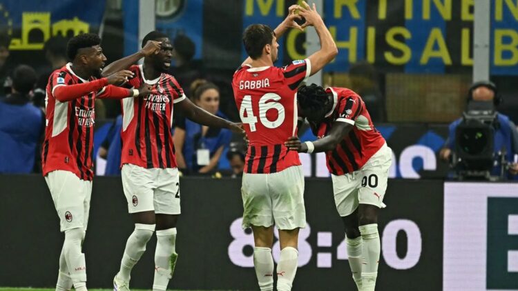 GOL KEMENANGAN— Bek Matteo Gabbia mengemas gol untuk mengamankan kemenangan 2-1 AC Milan atas tuan rumah Inter Milan, pada pertandingan Liga Italia di Stadion San Siro, Milan, Minggu atau Senin (23/9) dini hari WIB.