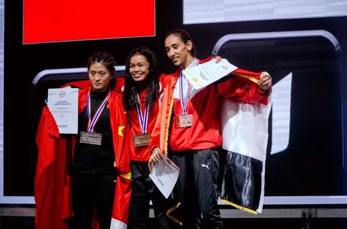 JUARA DUNIA— Viona Amalia Dinda, atlet putri MMA PB Pertacami, meraih gelar juara dunia di GAMMA World MMA Championships 2023, Bangkok.