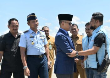 Menlu Sugiono Laksanakan Perjalanan Dinas Pertama, Transit di Aceh