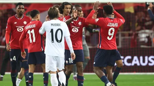 KALAH—  Real Madrid kalah 0-1 saat bertandang ke Prancis untuk menghadapi Lille di Stade Pierre-Mauroy dalam laga matchday kedua Liga Champions 2024/2025, Kamis (3/10) dini hari WIB.