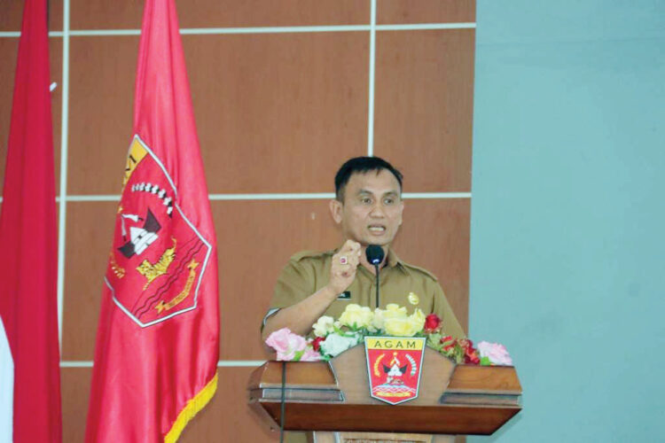 RAPAT KOORDINASI— Pemerintah Provinsi Sumatera barat menyelenggarakan Rapat Koordinasi Penyusunan Strategi dan Kebijakan serta Rencana Aksi Pengendalian Inflasi Sumatera Barat di Balairung Rumah Dinas Bupati Agam, Selasa (29/10).