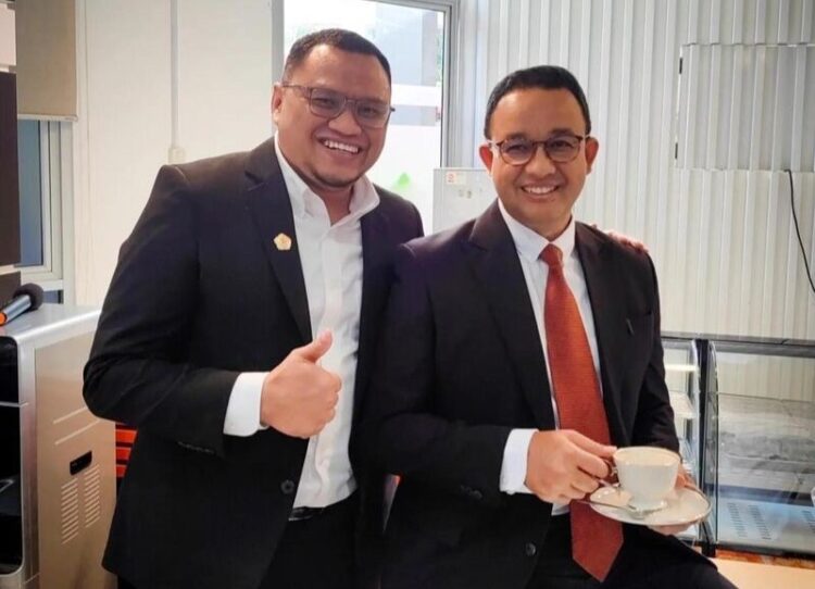 Calon Wali Kota Padang M Iqbal bersama Anies Baswedan.