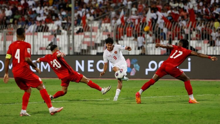 CETAK GOL— Rafael Struick mencetak gol kedua bagi Garuda setelah menerima assist dari Thom Haye. Gol ini membawa Indonesia unggul 2-1, sebuah comeback epik setelah sempat tertinggal lebih dulu di babak pertama.