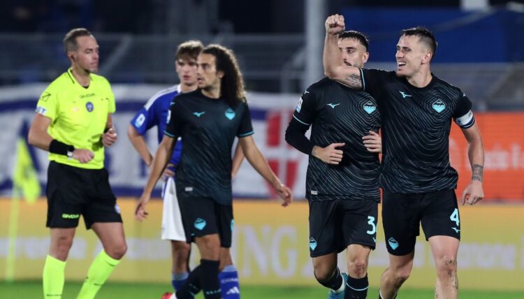 MENANG TELAK— Lazio berhasil mengalah tuan rumah Como dengan skor telak 5-1 dalam lanjutan pekan ke-10 Liga Italia yang berlangsung di Stadion Giuseppe Sinigaglia, Jumat (1/11) dinihari WIB.