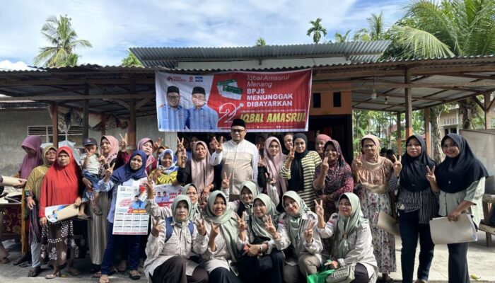 Warga Pinang Bungkuk Koto Tangah Dukung Kemenangan Iqbal-Amasrul