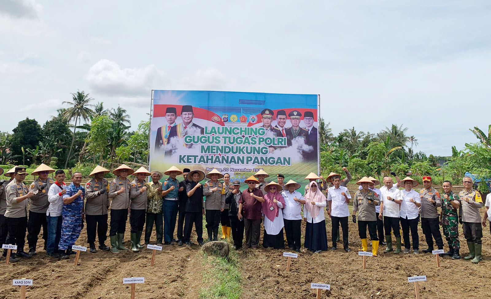 Dukung Program Ketahanan Pangan, Polda Sumbar Tanam Jagung Manis 1,5 Hektare