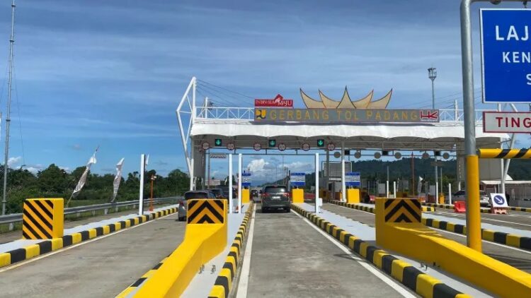 Gerbang Tol Padang-Sicincin