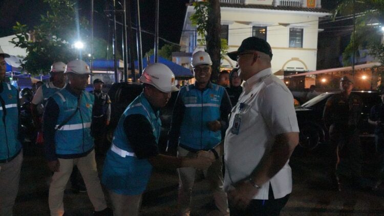 check point --PLN (UID Sumatera Barat melakukan check point pengamanan kelistrikan di sejumlah titik perayaan ibadah Natal.