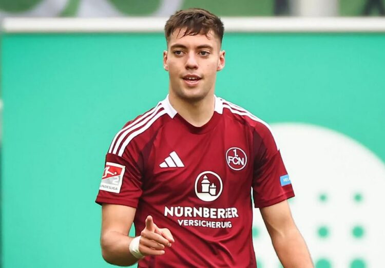 STEFANOS TZIMAS Pemain asal FC Nurnberg.