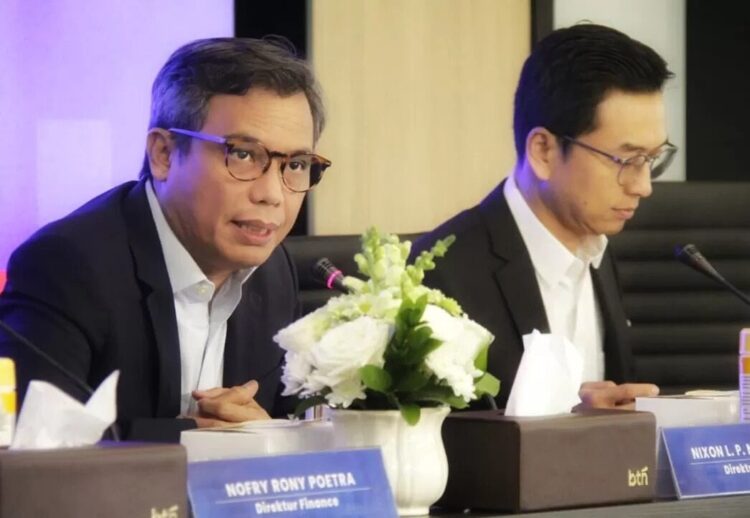 PAPARAN—irektur Utama BTN Nixon LP Napitupulu (kiri) dalam paparan kinerja PT Bank Tabungan Negara (BTN) di Jakarta.