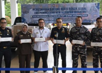 Rokok Ilegal Senilai Rp12,8 Miliar dari Thailand Dimusnahkan di PT Semen Padang