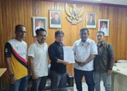 Serahkan SK Pengurus KONI Pessel Periode 2025–2029, Hamdanus: KONI di Daerah Adalah Ujung Tombak Pembinaan Atlet