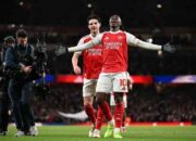Eberechi Eze Borong Hattrick, Arsenal Hancurkan Tottenham Hotspur dan Kokoh Puncaki Klasemen