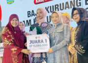 Paduan Adat dan Modernitas, Karya Putty Kasih Asyifa Menangi Lomba Desain Busana Muslimah Sumbar