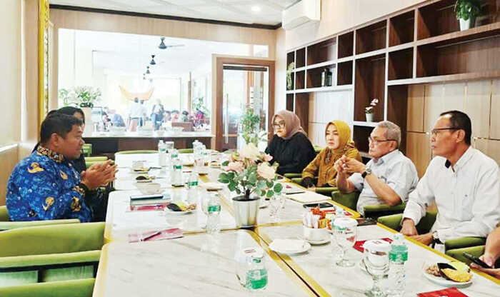 Standar Baru Wisata Halal, Gandeng PHRI, Kemenag Sumbar Terapkan Kalibrasi Arah Kiblat Hotel