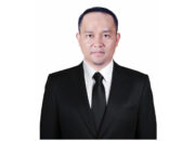 Berharap Tuah Sang Matahari