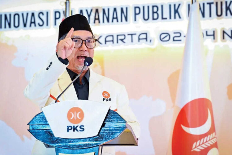 Presiden PKS Almuzzammil Yusuf