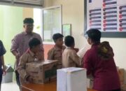 Keluarga Besar SDIT Peduli Korban Bencana, Serahkan Bantuan di Jorong Labuah, Maninjau