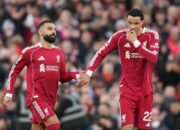 Liverpool Menang 2-0, Mohamed Salah Buktikan Diridari Bangku Cadangan!