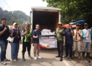 Bantu Korban Bencana di Padangpanjang, PT Menara Agung Distribusikan 500 Kg Beras dan 100 Dus Mie Instan