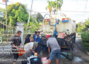 Semen Padang Peduli Salurkan 232 Ribu Liter Air Bersih ke Daerah Terdampak Banjir di Padang