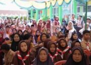 Ditengah Efisiensi Anggaran, Pemkab Solsel Gratiskan 26.942 Stel Seragam di 2025