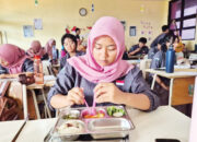 Realisasi Anggaran Makan Bergizi Gratis Tembus Rp 52,9 Triliun per 15 Desember 2025