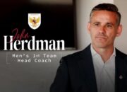 John Herdman Resmi Jadi Pelatih Timnas Indonesia, Era Baru Sepak Bola Nasional Dimulai!