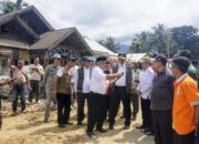 Gubernur Tinjau Relokasi Jalan Simpang Empat–Talamau