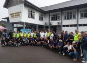 Kolaborasi Bersama Polda Sumbar, IMBI Sumbar Salurkan 2 Ribu Takjil dan Santuni Anak Yatim