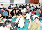 Buka Puasa Bersama Petugas K3, Bupati Agam Apresiasi Dedikasi Penjaga Kebersihan
