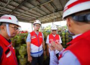 Jaga Penyaluran Energi Tanpa Henti, Perwira Pertamina Patra Niaga Sumbagut Siaga 24 Jam