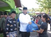 Joyful Ramadhan, 300 Paket Sembako Dibagikan untuk Masyarakat Lintas Agama